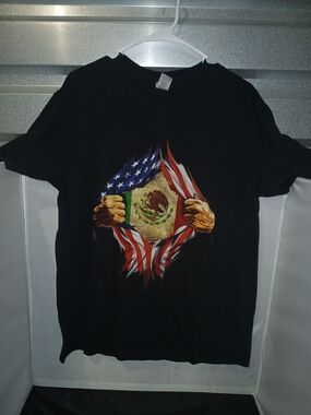 Mexican American Flag Torn Chest Heritage Pride Graphic T-Shirt Black Size L